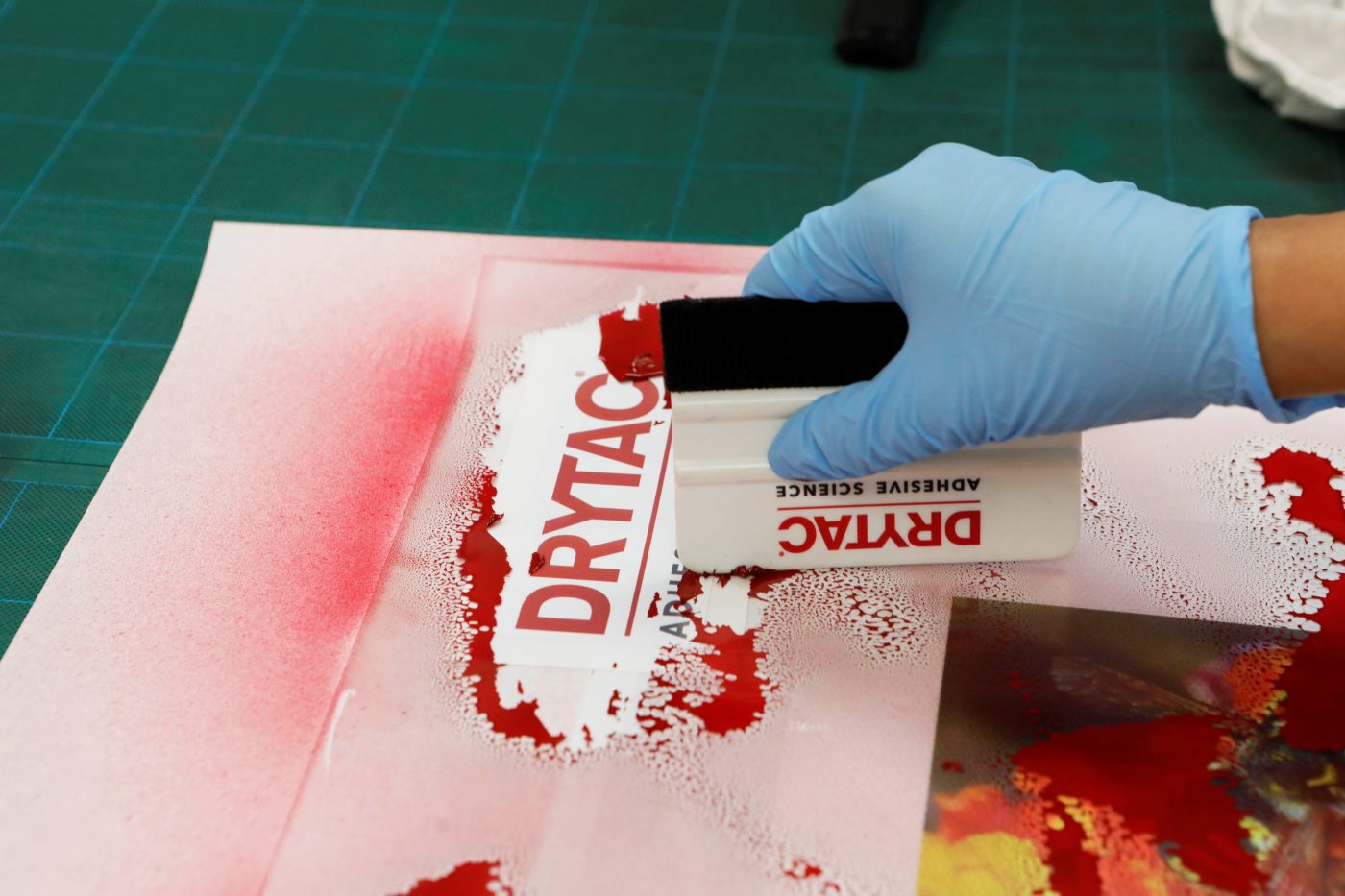 Anti-graffiti films: What do they do and how do they work? - Eye on Display