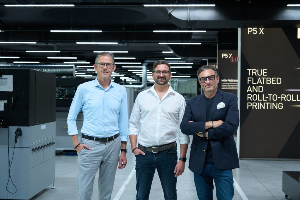 Johann Strozzega is flanked by Christian Harder (left) and Christoph Gamper at the Durst HQ in Brixen.
