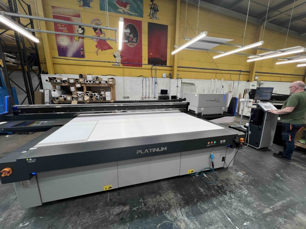 Liyu Platinum KCXL Pro UV flatbed printer 