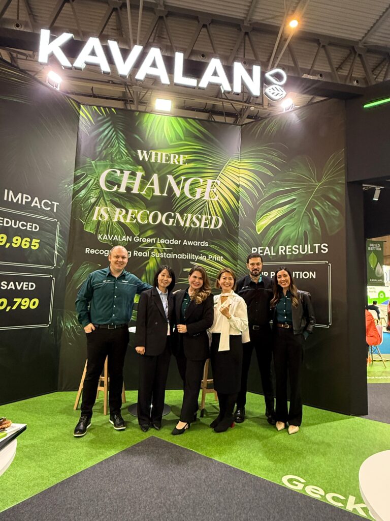 Linda Zhang and Nova Abbott of Kavalan with the Serilon team