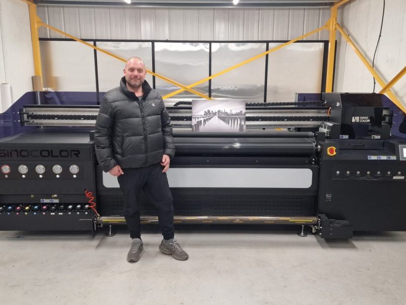 Jonathan Hopewell, MD LoveYourPrint.com with his new SinoColor Hybrid UV printer