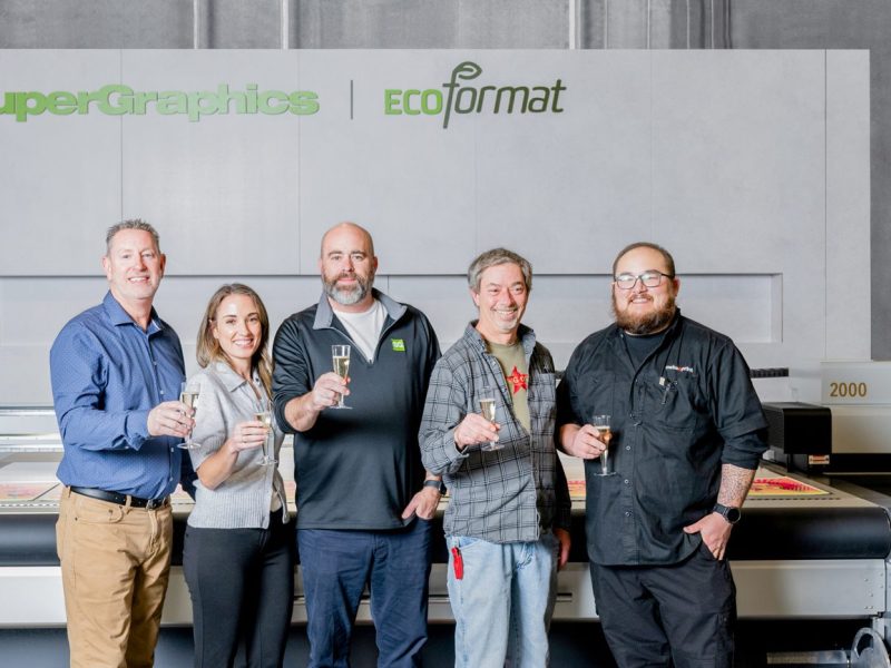 SuperGraphics installs 2000th swissQprint machine