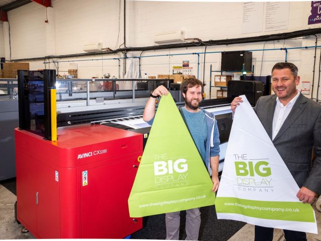 Jack Murphy (left), Marketing Director at The Big Display Company with Paul Fitch from Agfa