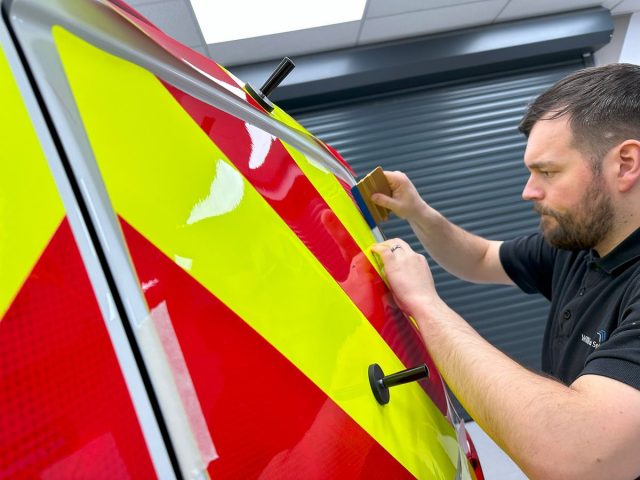 CHEVRON KIT _ 133442639 - Medium