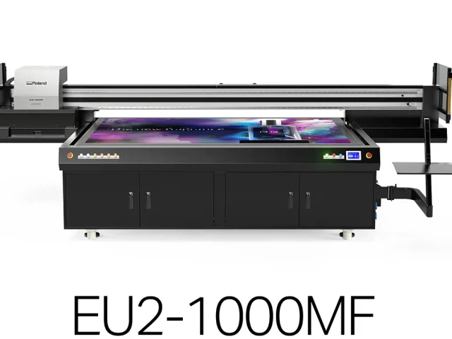 The new Roland DG EU2-1000MF UV flatbed printer with high-definition printheads