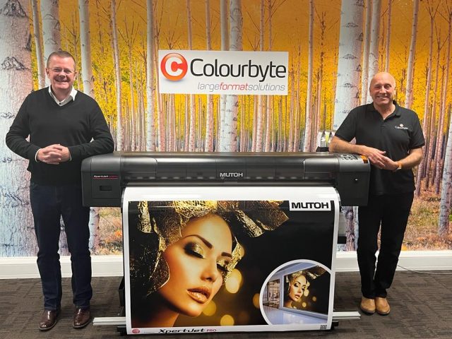 Lawrence Hebron, UK Product Manager (Mutoh) for Graphtec GB (L) and Tim Stockley, Managing Director of Colourbyte Europe