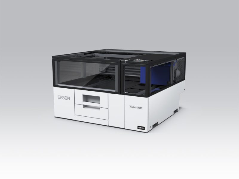 The new SC-V1000 is suited to a wide range of businesses that produce personalised goods