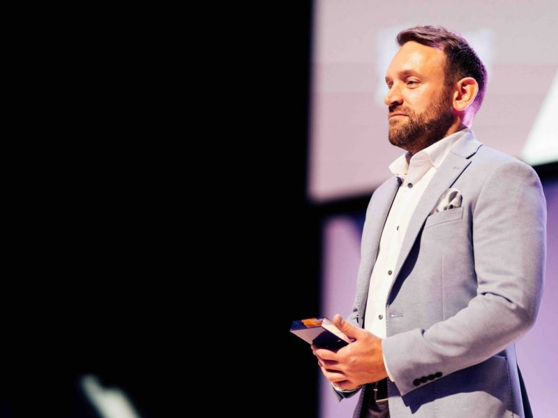 Adam Paget Contra Vision