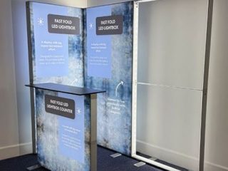 Very Displays has released the Fast Fold Lightbox, a portable illuminated display system designed for assembly in under one minute.